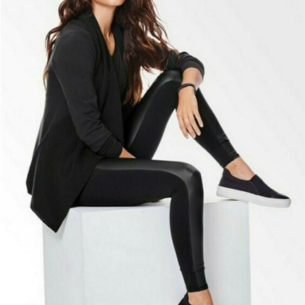 ✂️  3/$25! Athleta Faux Leather Front Panel Leggings Black Size M